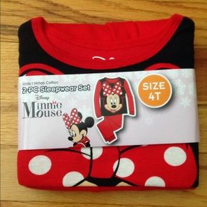 NWT! Minnie Mouse 2-piece PJ Set size 4T